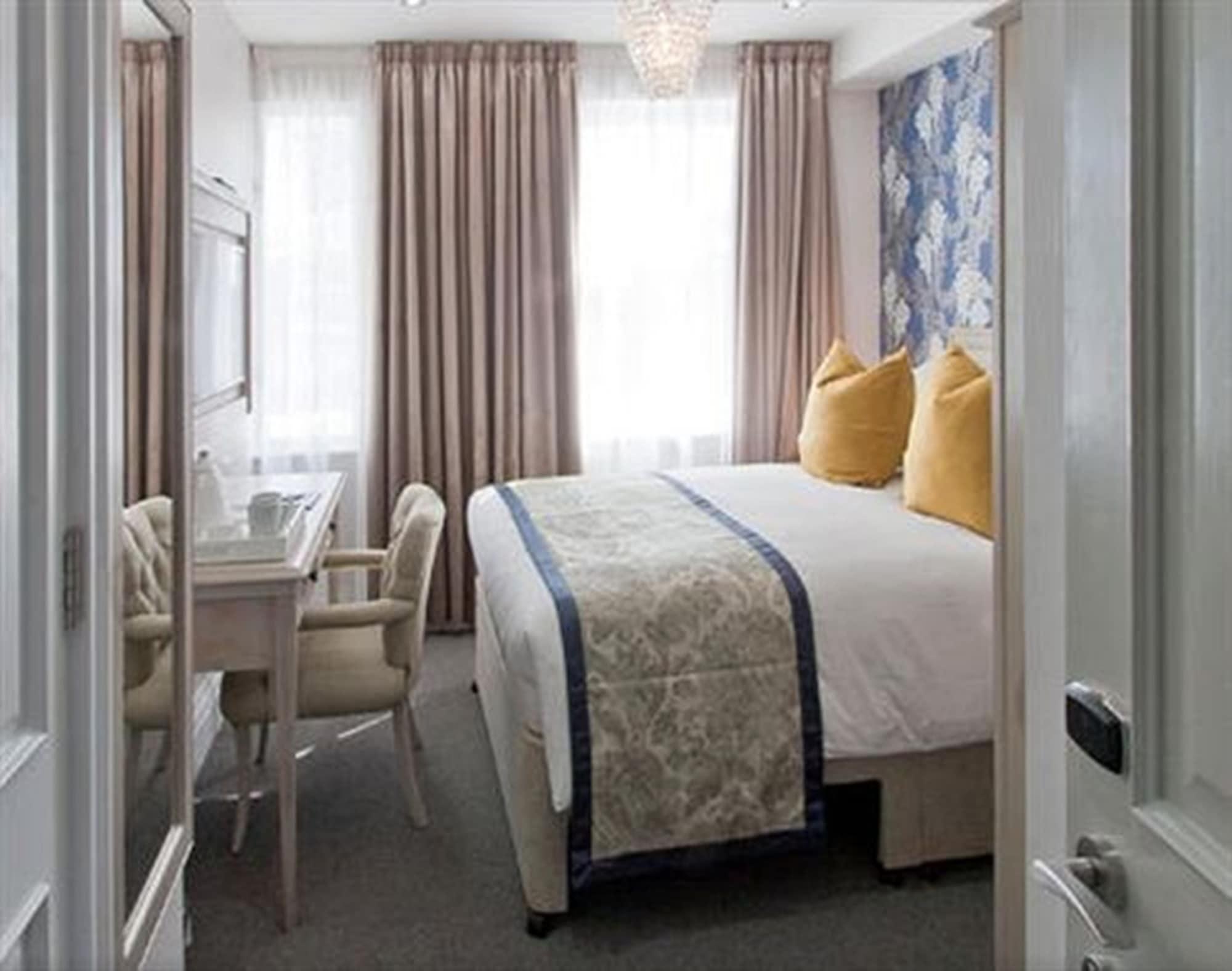 W12 Rooms Лондон Екстериор снимка