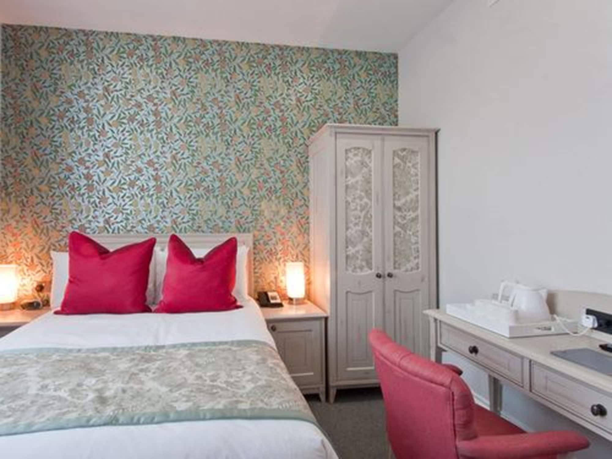 W12 Rooms Лондон Екстериор снимка