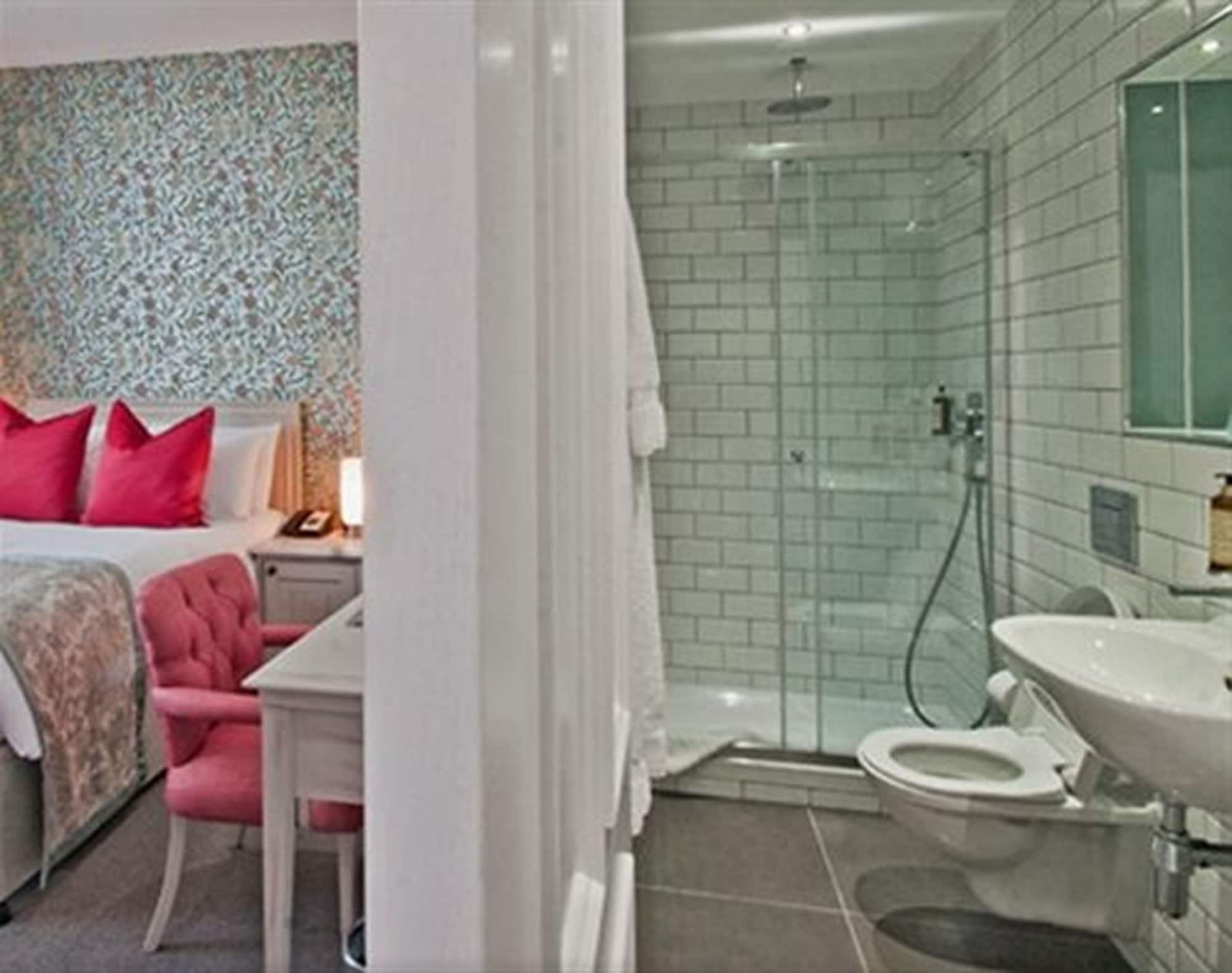 W12 Rooms Лондон Екстериор снимка