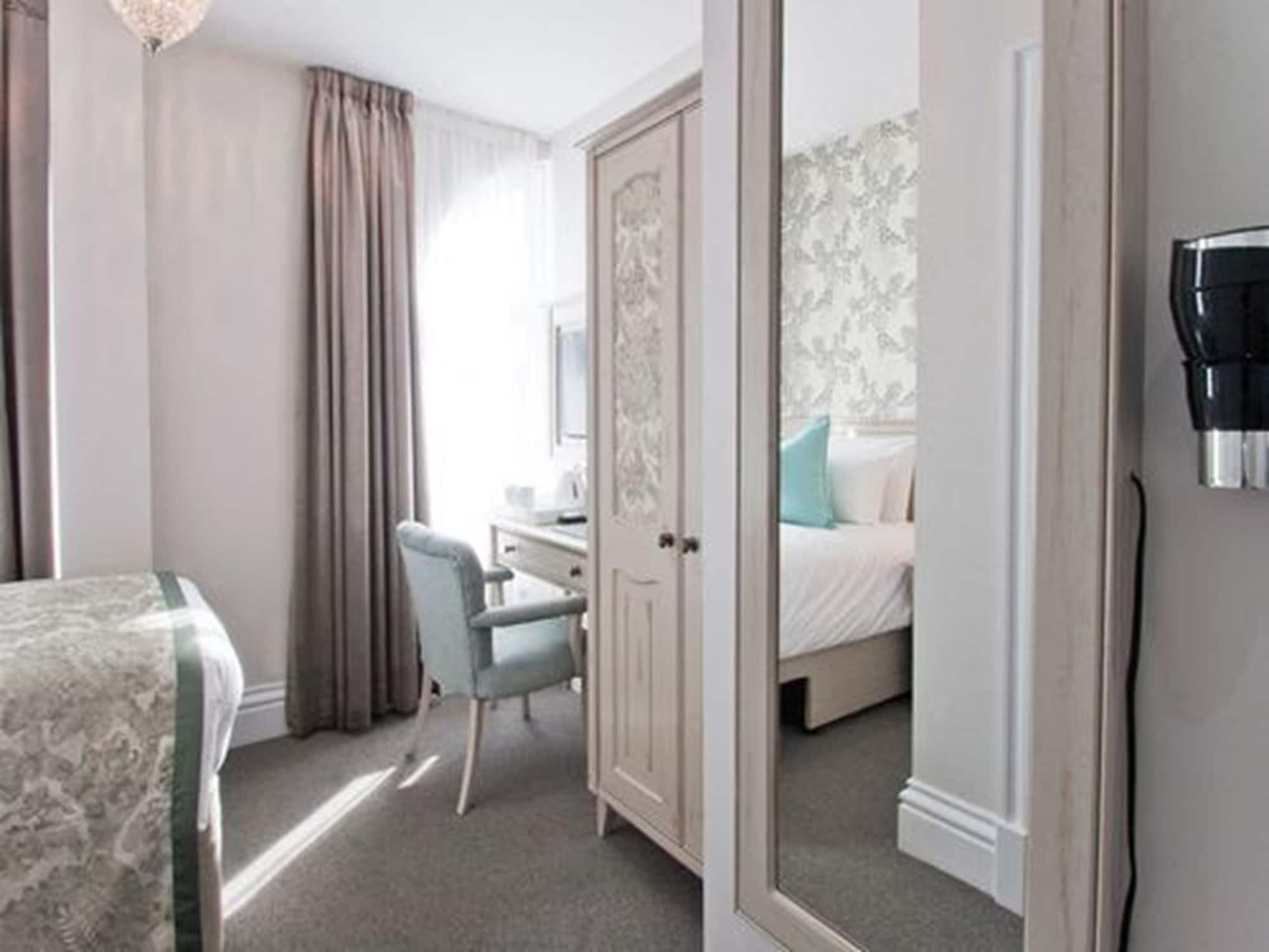 W12 Rooms Лондон Екстериор снимка